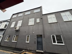 Photo 6- click for photo gallery